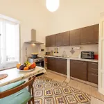 Residenza Piazza Cefalu