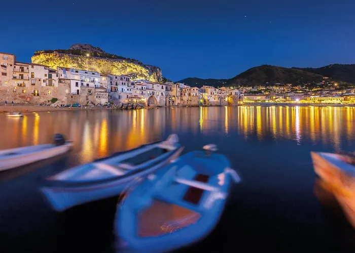 Апартаменты Residenza Piazza Чефалу